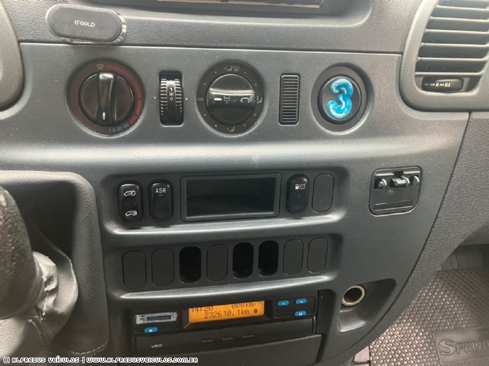 Mercedes-Benz SPRINTER 313 luxo 2011/2012